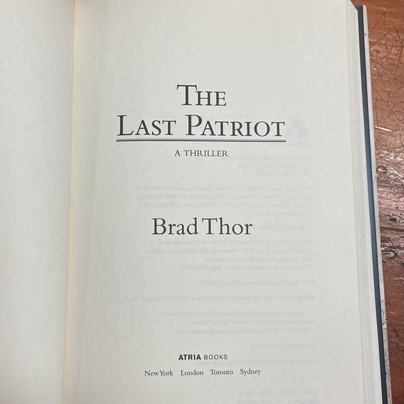 NWT 1st Edition Brad Thor The Last Patriot A Thriller NYT Bestseller - Picture 6 of 13
